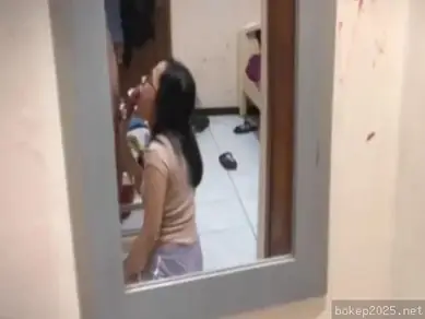 Dijilatin Kontol Sampe Croot di Mulut Panas